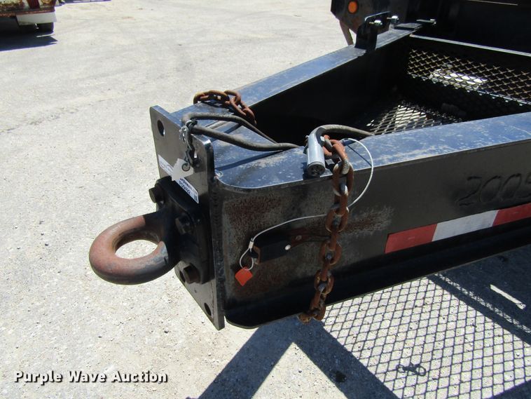 image for item FD9492 2006 PJ Trailer PH303 equipment trailer