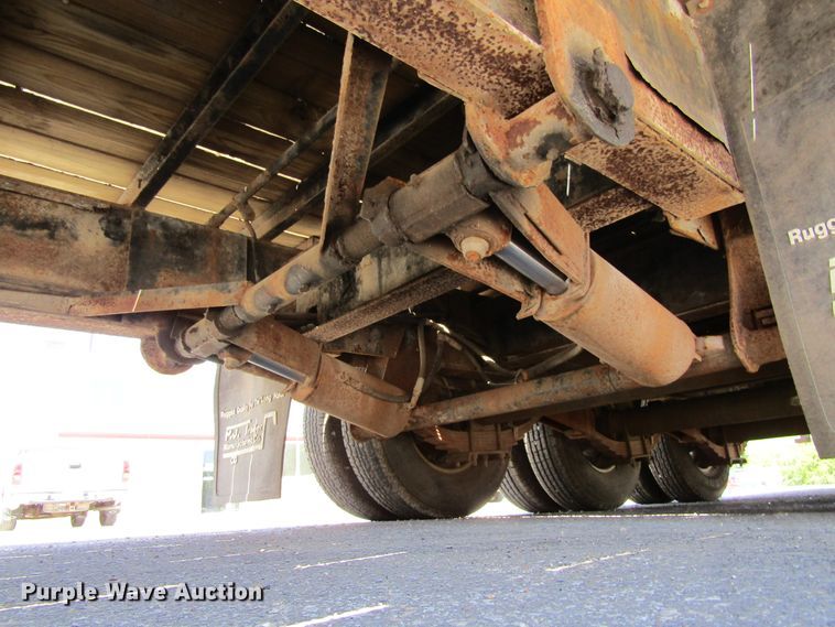 image for item FD9492 2006 PJ Trailer PH303 equipment trailer