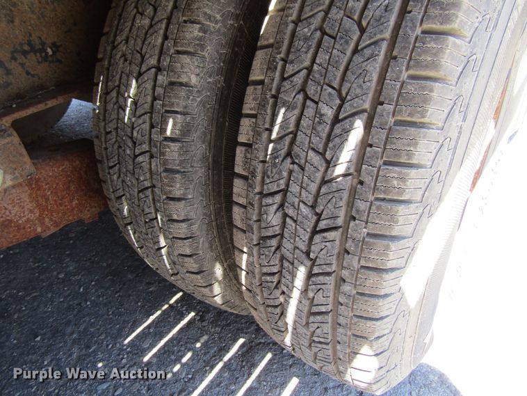 image for item FD9492 2006 PJ Trailer PH303 equipment trailer