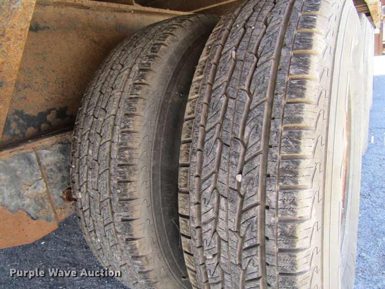 image for item FD9492 2006 PJ Trailer PH303 equipment trailer