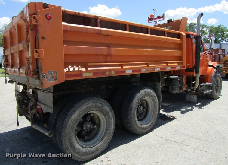 image for item FD9494 1998 International 4900  dump truck