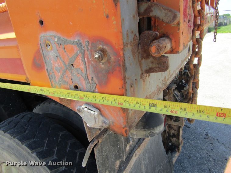 image for item FD9494 1998 International 4900  dump truck