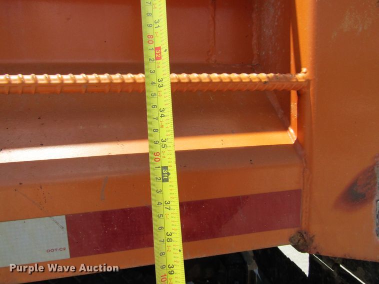 image for item FD9494 1998 International 4900  dump truck