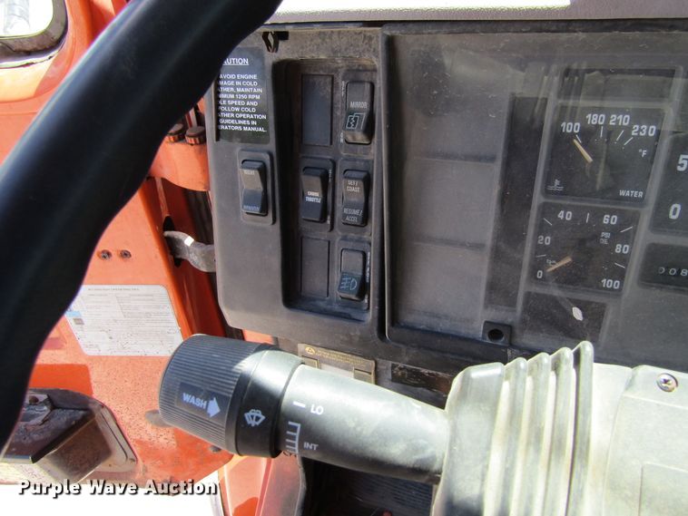 image for item FD9494 1998 International 4900  dump truck