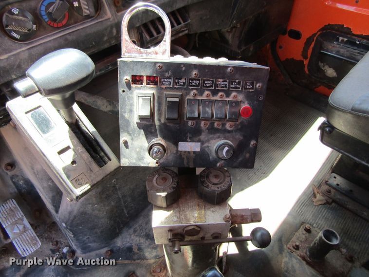 image for item FD9494 1998 International 4900  dump truck