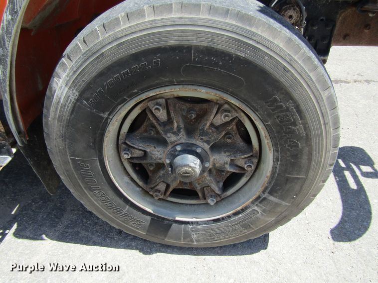 image for item FD9494 1998 International 4900  dump truck