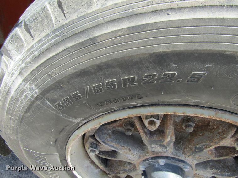 image for item FD9494 1998 International 4900  dump truck