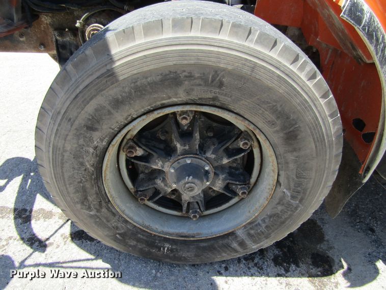 image for item FD9494 1998 International 4900  dump truck