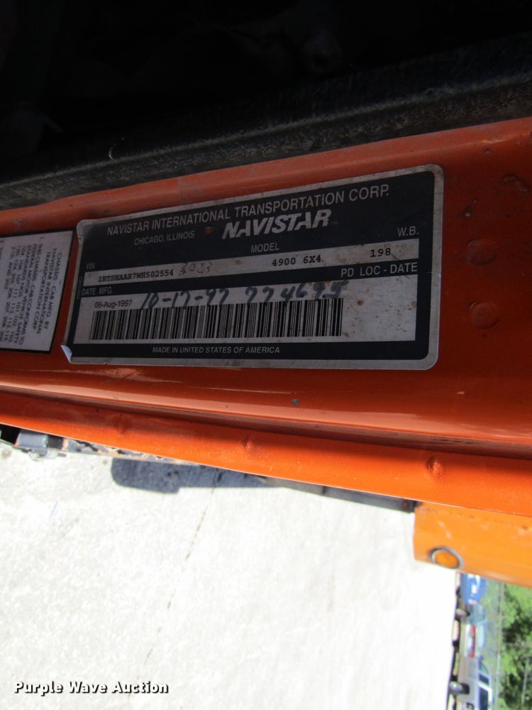 image for item FD9494 1998 International 4900  dump truck