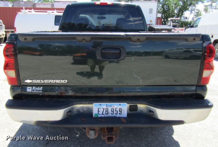 image for item FD9496 2006 Chevrolet Silverado 1500  Ext. Cab pickup truck