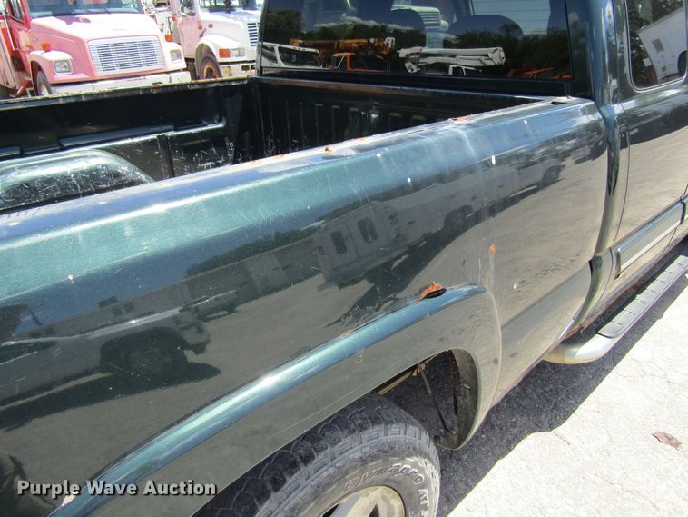 image for item FD9496 2006 Chevrolet Silverado 1500  Ext. Cab pickup truck