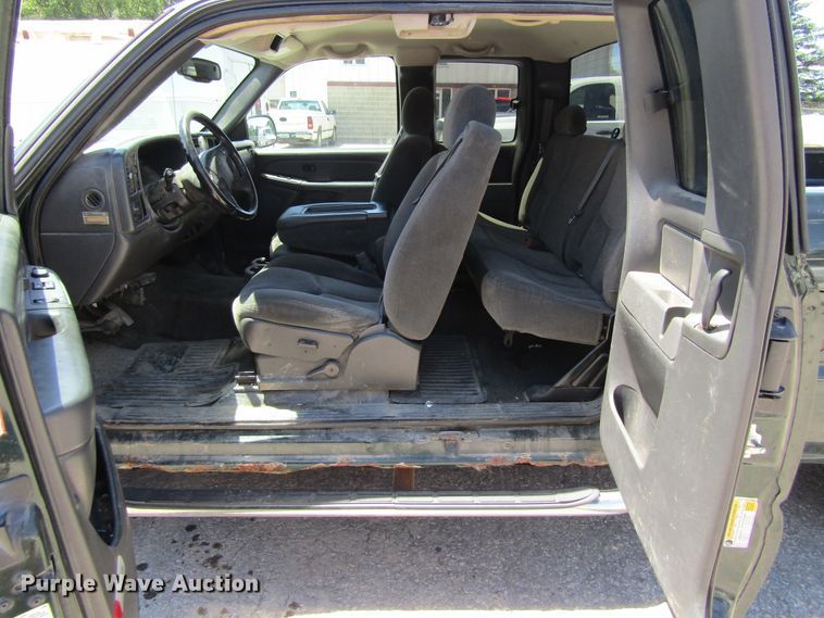 image for item FD9496 2006 Chevrolet Silverado 1500  Ext. Cab pickup truck