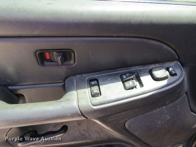 image for item FD9496 2006 Chevrolet Silverado 1500  Ext. Cab pickup truck