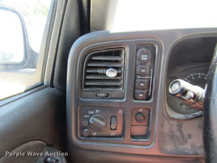 image for item FD9496 2006 Chevrolet Silverado 1500  Ext. Cab pickup truck