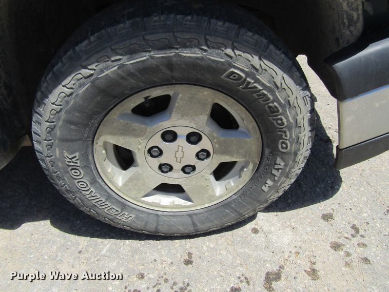 image for item FD9496 2006 Chevrolet Silverado 1500  Ext. Cab pickup truck