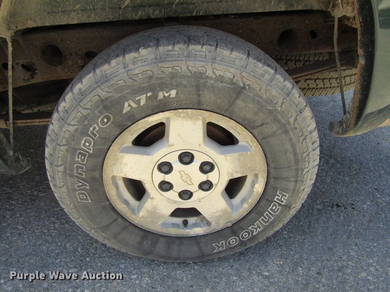 image for item FD9496 2006 Chevrolet Silverado 1500  Ext. Cab pickup truck