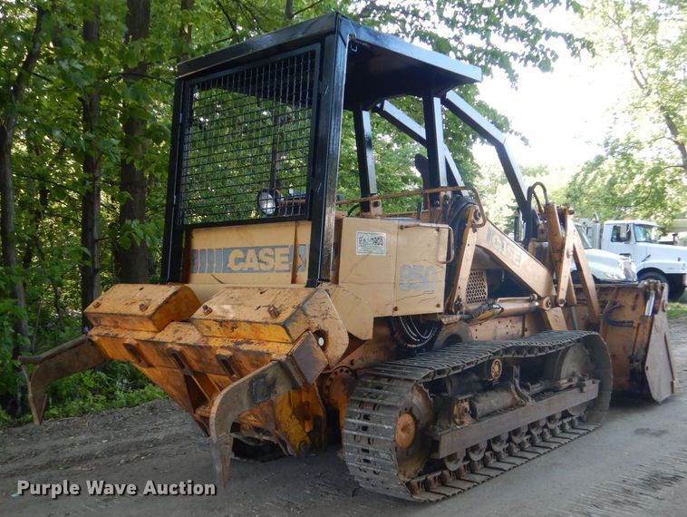 image for item FX9190 1974 Case 850  track loader