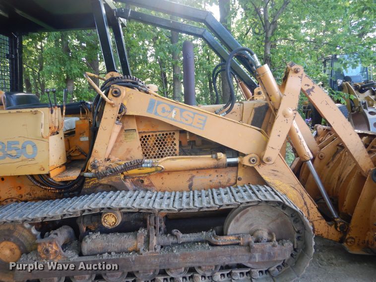 image for item FX9190 1974 Case 850  track loader