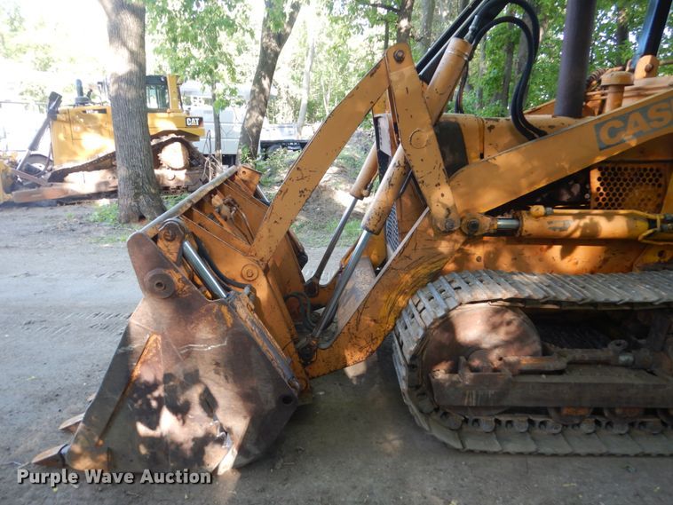 image for item FX9190 1974 Case 850  track loader