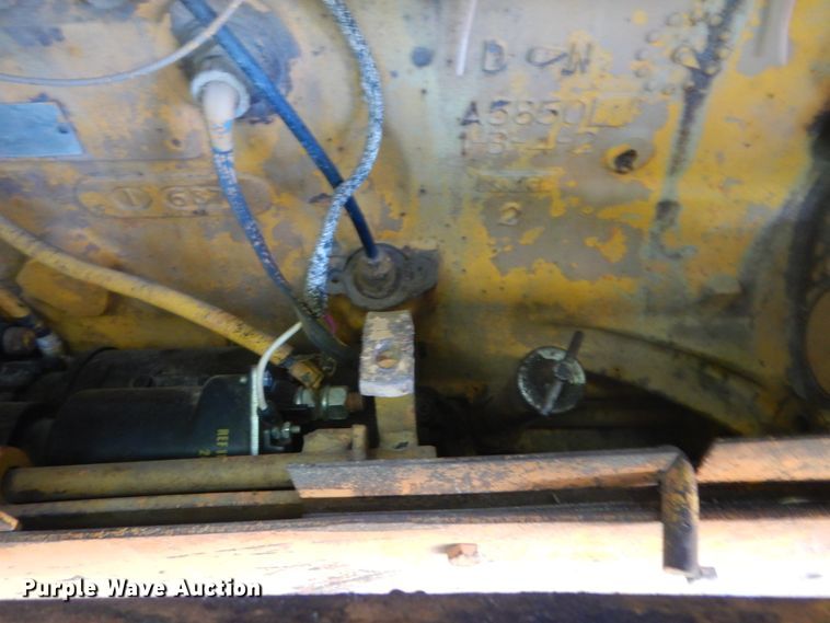 image for item FX9190 1974 Case 850  track loader