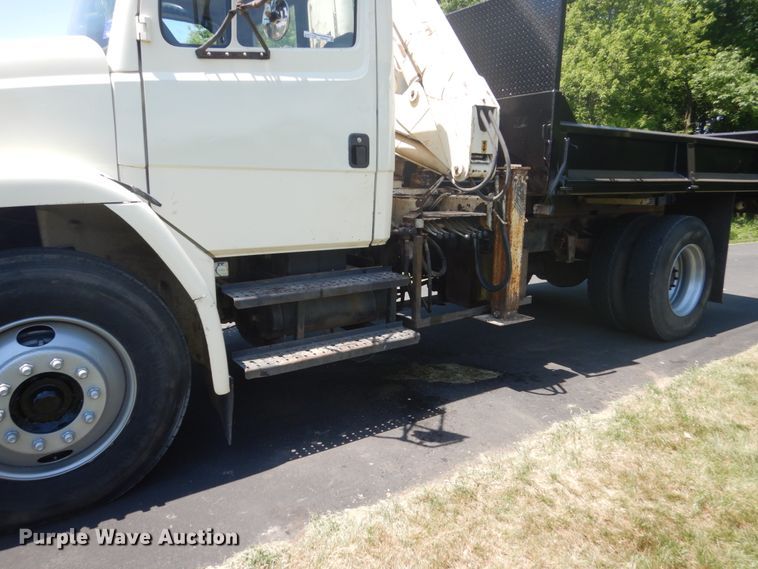 image for item FX9191 1992 Freightliner FL70  crane truck