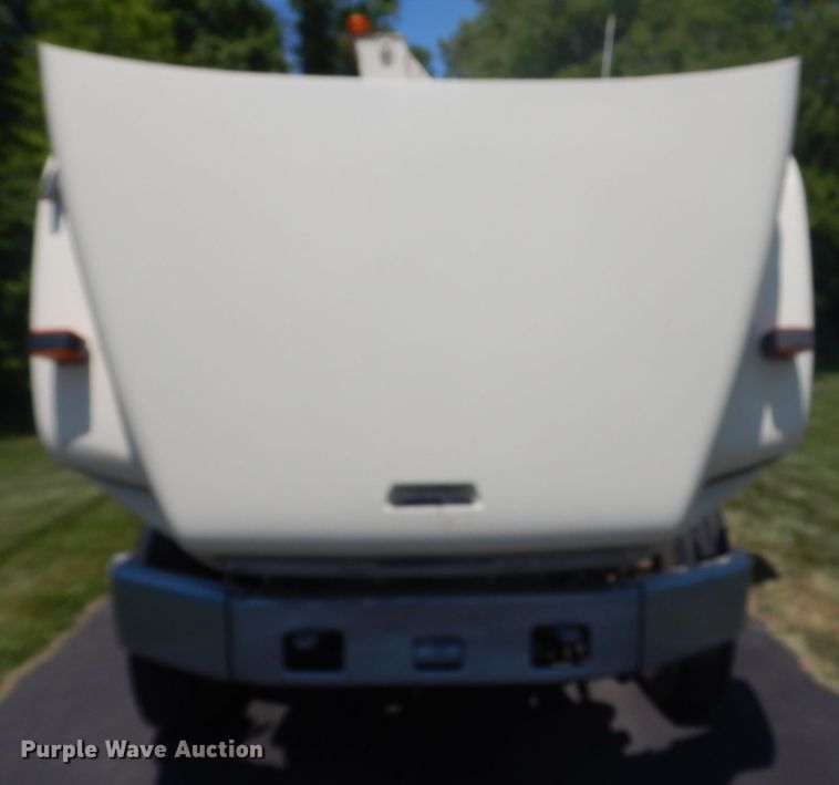 image for item FX9191 1992 Freightliner FL70  crane truck