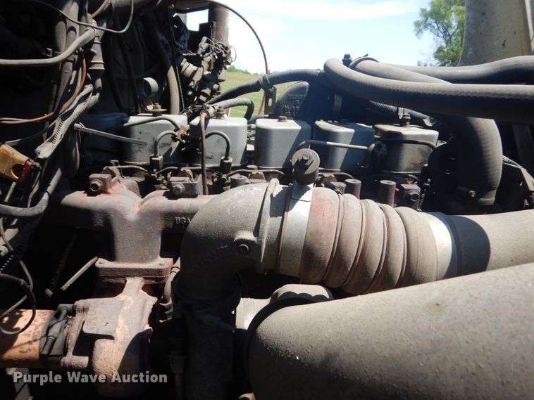 image for item FX9191 1992 Freightliner FL70  crane truck