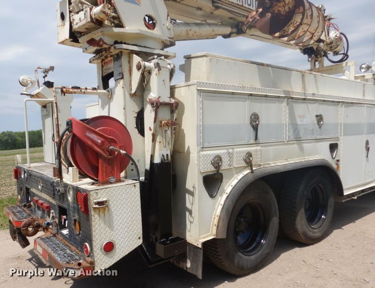 image for item FX9197 1996 Freightliner FL80  digger derrick truck