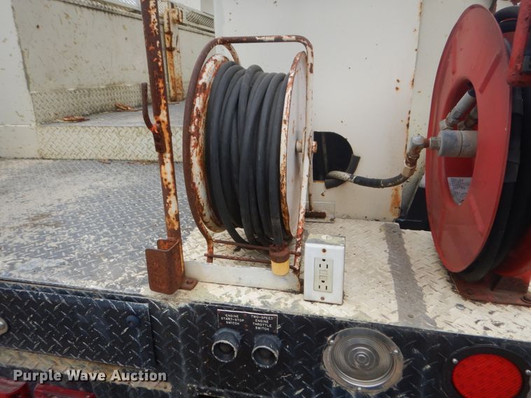 image for item FX9197 1996 Freightliner FL80  digger derrick truck