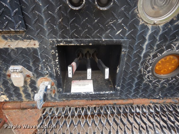 image for item FX9197 1996 Freightliner FL80  digger derrick truck