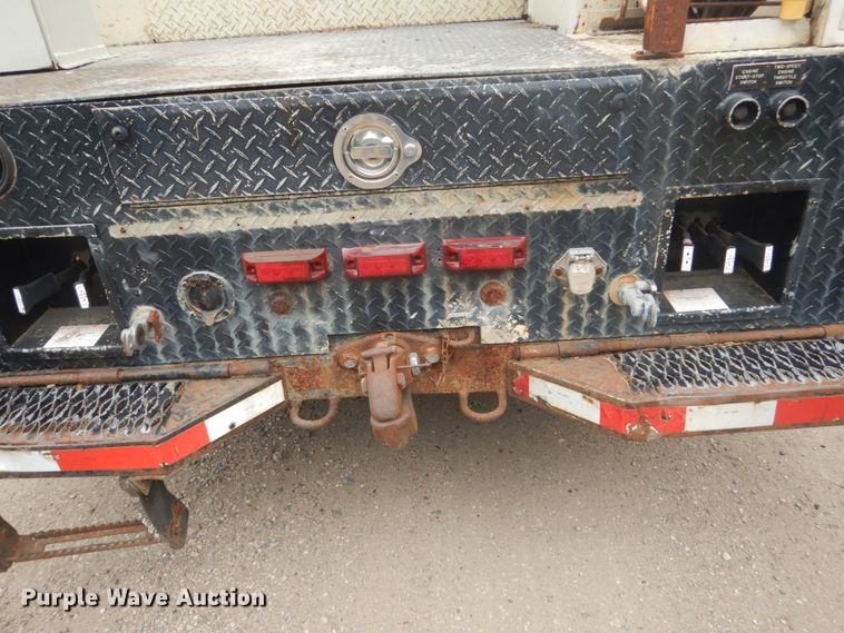 image for item FX9197 1996 Freightliner FL80  digger derrick truck