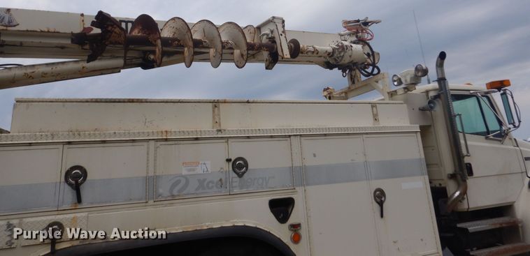 image for item FX9197 1996 Freightliner FL80  digger derrick truck