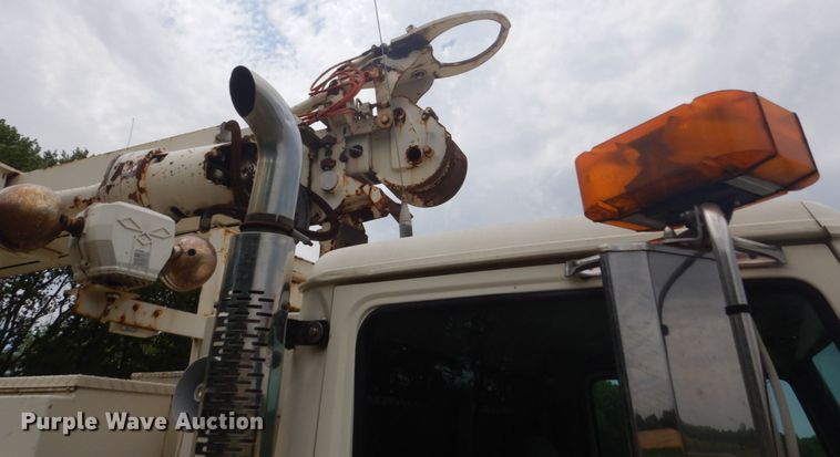 image for item FX9197 1996 Freightliner FL80  digger derrick truck