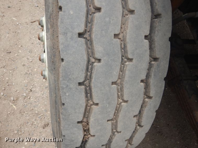 image for item FX9197 1996 Freightliner FL80  digger derrick truck