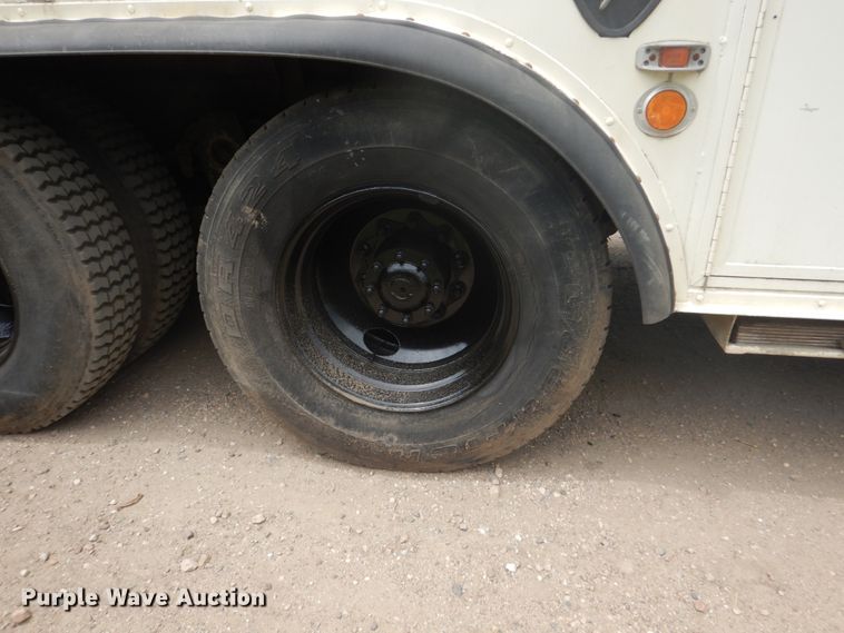 image for item FX9197 1996 Freightliner FL80  digger derrick truck