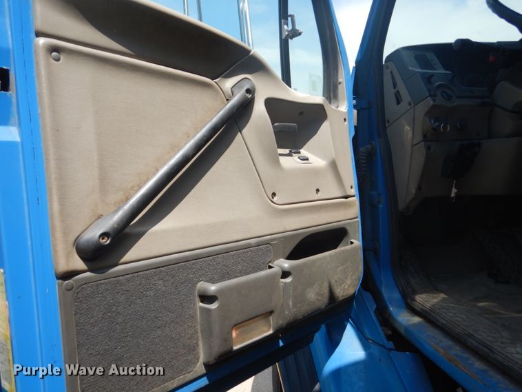 image for item FX9198 2004 Sterling L-Line  dump truck