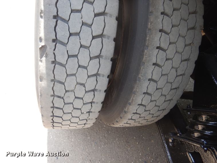 image for item FX9198 2004 Sterling L-Line  dump truck