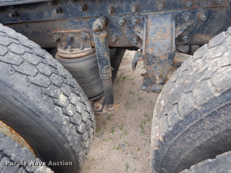 image for item GA9025 1998 Mack CH613  semi truck