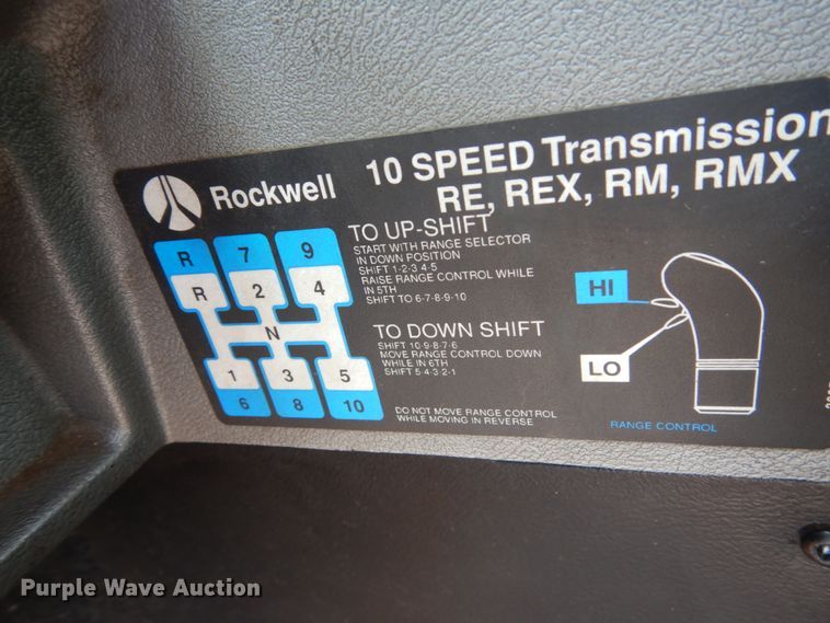 image for item GA9025 1998 Mack CH613  semi truck