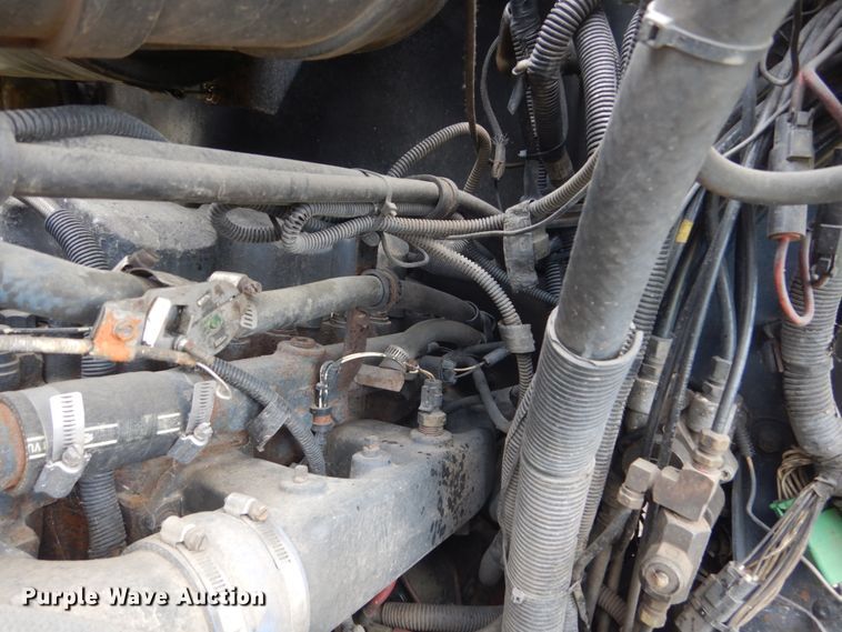 image for item GA9025 1998 Mack CH613  semi truck