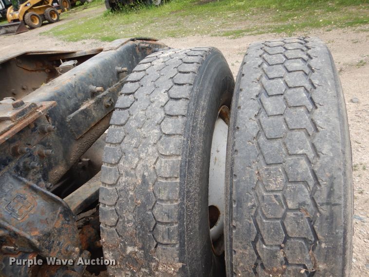 image for item GA9025 1998 Mack CH613  semi truck