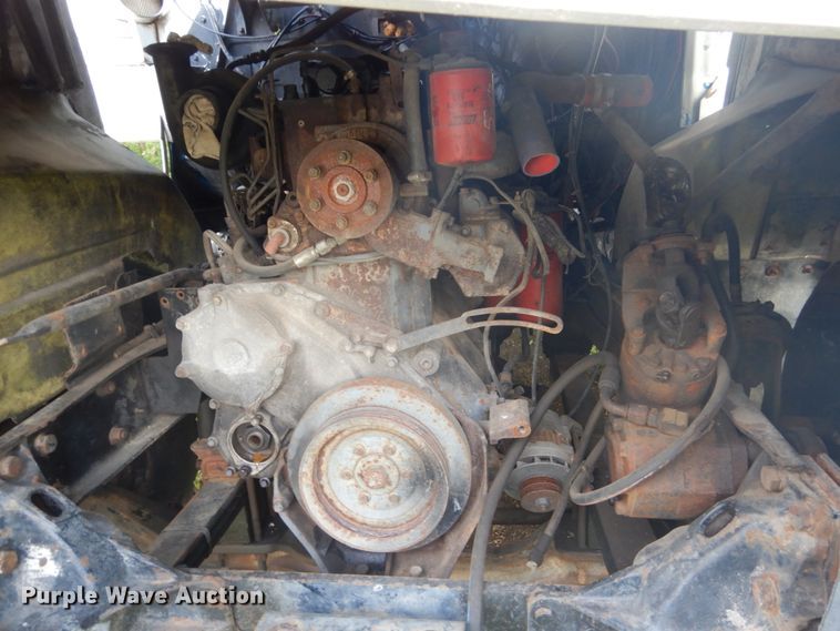 image for item GA9027 1992 Mack RD690S  dump truck