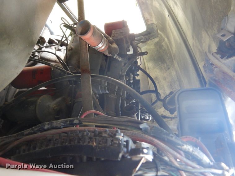 image for item GA9027 1992 Mack RD690S  dump truck