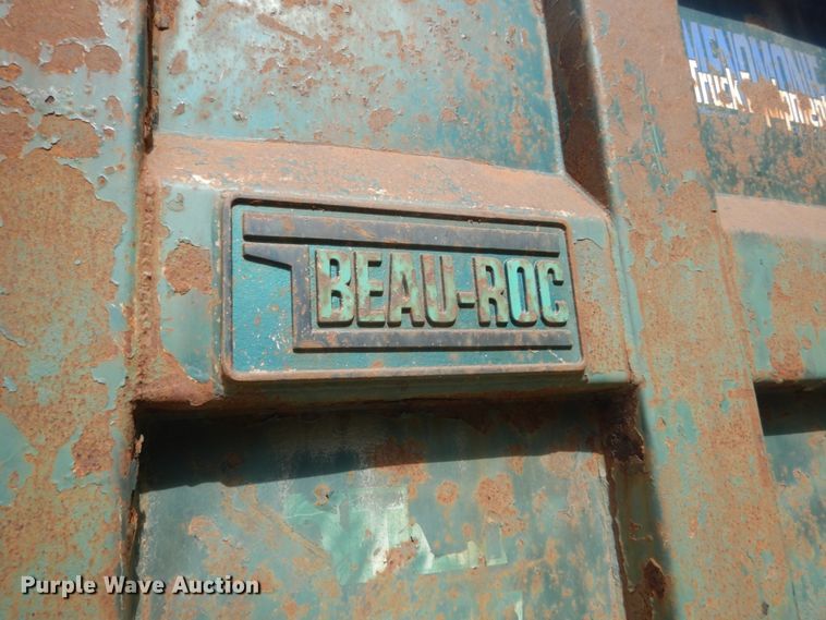 image for item GA9028 1995 Mack RD690S  dump truck