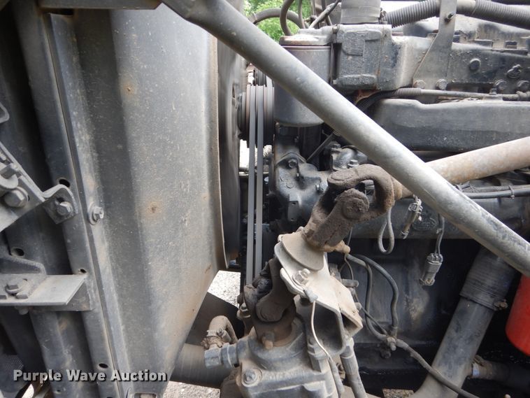 image for item GA9028 1995 Mack RD690S  dump truck