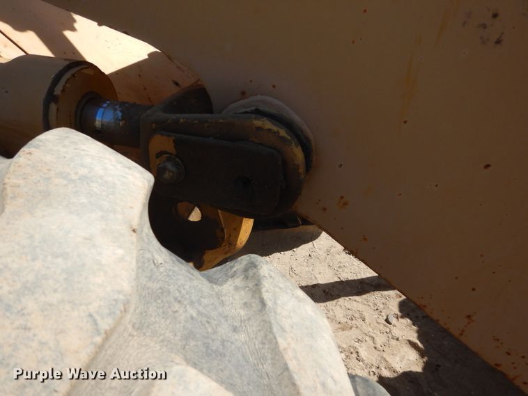 image for item GA9035 1992 Furukawa FL200-I  wheel loader