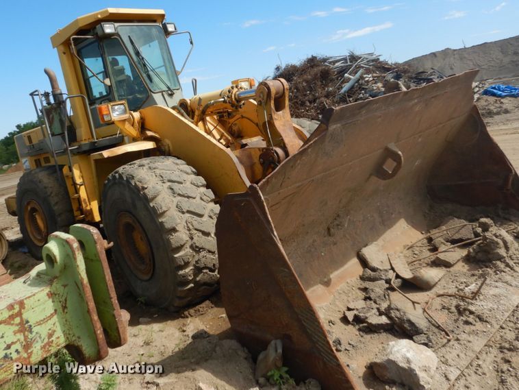 image for item GA9037 1997 Komatsu WA500-1LE  wheel loader