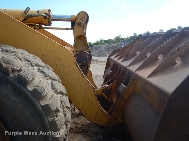 image for item GA9037 1997 Komatsu WA500-1LE  wheel loader