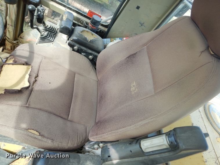 image for item GA9037 1997 Komatsu WA500-1LE  wheel loader