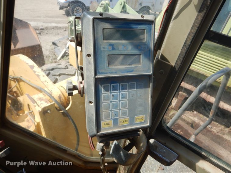 image for item GA9037 1997 Komatsu WA500-1LE  wheel loader